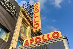 nieuw york stad - augustus 13, 2016 - Apollo theater in Haarlem, nieuw york stad. het is een van de oudste en meest beroemd muziek- zalen en vermeld Aan de nationaal registreren van historisch plaatsen. foto