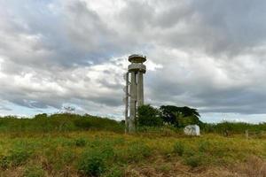 oud verlaten leger bewaker toren in Trinidad, Cuba. foto