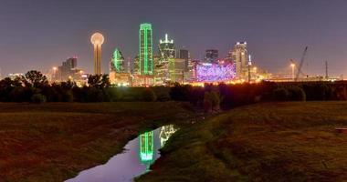 Dallas skyline bij nacht foto