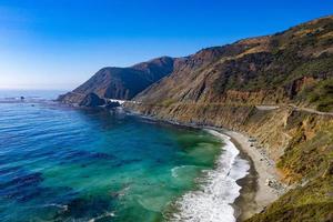 groot kreek inham langs snelweg 1 en groot over, Californië, Verenigde Staten van Amerika foto