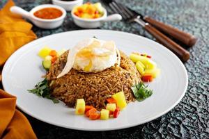 nasi goreng, Indonesisch gebakken rijst- foto