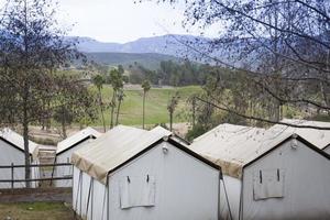 safari tenten met uitzicht de vlaktes foto