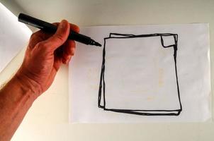 hand- tekening een plein foto