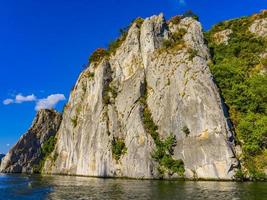 Donau-kloof bij djerdap in Servië foto