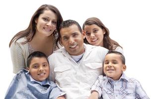 gelukkig aantrekkelijk spaans familie portret Aan wit foto