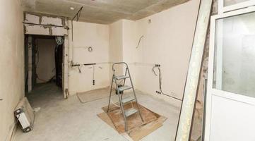 vernieuwing concept - kamer gedurende restauratie foto