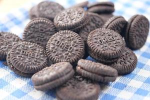 Dhaka Bangladesh 23e mei 2021. oreo chocola biscuits Aan bord foto