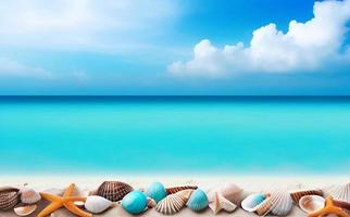 mooi tropisch strand met blauw oceaan. wit zand tropisch paradijs strand achtergrond zomer vakantie concept. foto