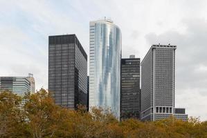 wolkenkrabbers van nieuw york stad van accu park foto