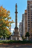 Columbus cirkel in Manhattan welke was voltooid in 1905 en gerenoveerd een eeuw later. foto