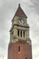 de gedenkteken klok toren of cenotaaf was gebouwd net zo een gedenkteken naar de stad- Bewoners van niagara-on-the-lake, Ontario wie waren gedood in actie gedurende de eerste wereld oorlog. foto