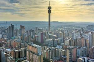 heuvelrug toren - Johannesburg, zuiden Afrika foto