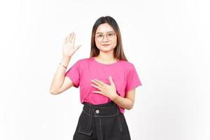 vloeken gebaar van mooi Aziatisch vrouw geïsoleerd Aan wit achtergrond foto