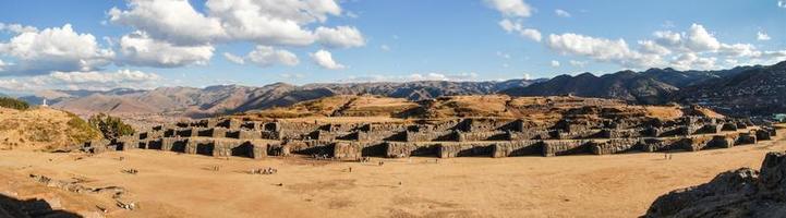 sasayhuaman, heilig vallei van de inca's foto