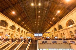 keleti spoorweg station in Boedapest, Hongarije, 2022 foto