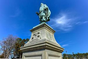 standbeeld door William couper in 1909 van gezagvoerder John Smith gelegen Bij James fort, jamestown eiland. foto