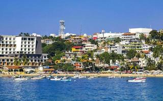 puerto escondido oaxaca Mexico 2022 visvangst boten Bij de haven strand in puerto escondido Mexico. foto