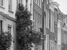 de stad van Leiden in de Nederland foto