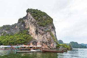 koh panjee of punyi eiland dorp is drijvend foto