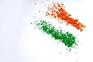 concept voor Indisch onafhankelijkheid dag en republiek dag driekleur Aan wit achtergrond foto