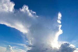 explosief wolk vorming cumulus wolken in de lucht in Mexico. foto