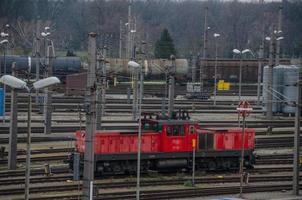 rood oud trein foto