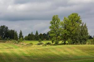 Lets zomer landschappen met wolken foto