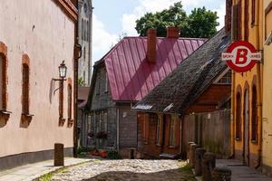 cesis stad in de zomer foto