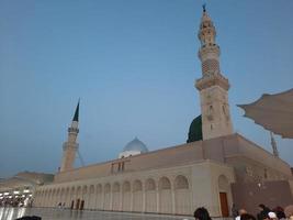 medina, saudi Arabië, dec 2022 - mooi visie van de buitenste binnenplaats van masjid al-nabawi, Medina. foto