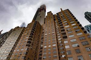 nieuw york Manhattan stadsgezicht antenne visie Aan mistig dag foto