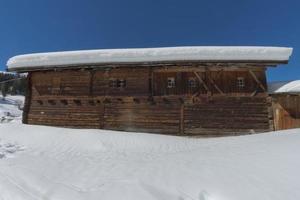 oud hout cabine huis foto