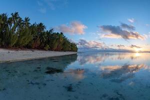 Polynesië strand geweldig rood zonsondergang foto