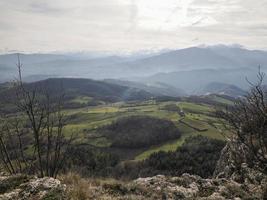 bismantova steen een rots vorming in de toscaans-emiliaans Apennijnen foto