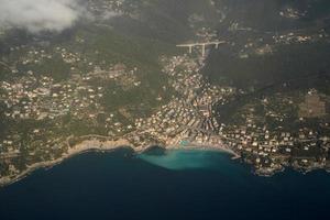 Genua Italië antenne panorama landschap van vliegtuig foto