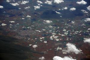 gekweekt velden in de buurt guadalajara jalisco antenne panorama landschap van vliegtuig foto