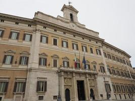 montecitorio is een paleis in Rome en de stoel van de Italiaans kamer van afgevaardigden foto