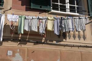 camogli huis kleren drogen naar de zon foto