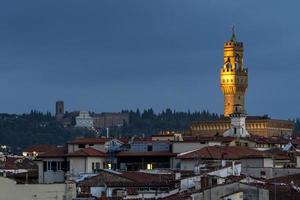 Florence nacht visie Aan verlichte palazzo vecchio foto