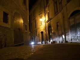 veroli middeleeuws dorp lazio frosinone nacht visie foto