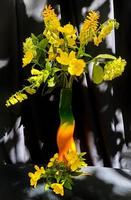 romantisch boeket van bloemen van de platteland foto