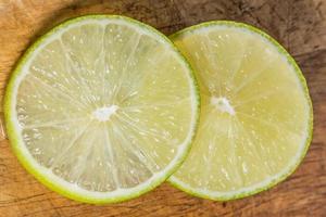 schijfjes citroen, close-up foto