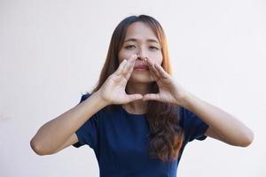 Aziatisch vrouw toeristen glimlach gelukkig foto