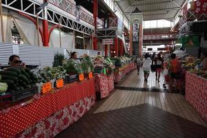 Tahiti, Frans Polynesië - augustus 4 2018 - papetee traditioneel markt foto