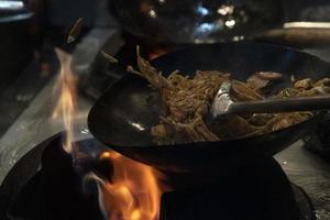 wok rijst- spaghetti Koken foto