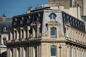 Parijs daken schoorsteen en gebouw uitzicht op de stad foto