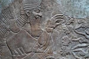 oude babylonia en Assyrië beeldhouwwerk van mesopotamie foto