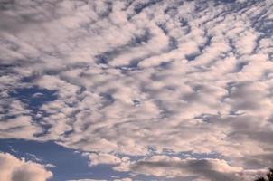 lucht over- de zonsondergang foto