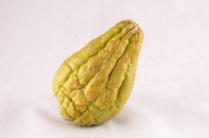 geïsoleerd chayote vegetarisch foto