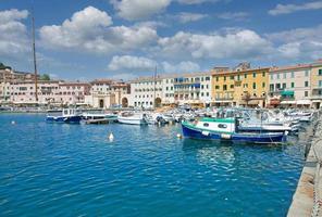 stad- van portoferraio, eiland van elba,toscane,mediterraan zee, italië foto