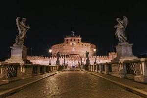 Rome, Italië, kasteel van st. engel Bij nacht met verlichting. foto